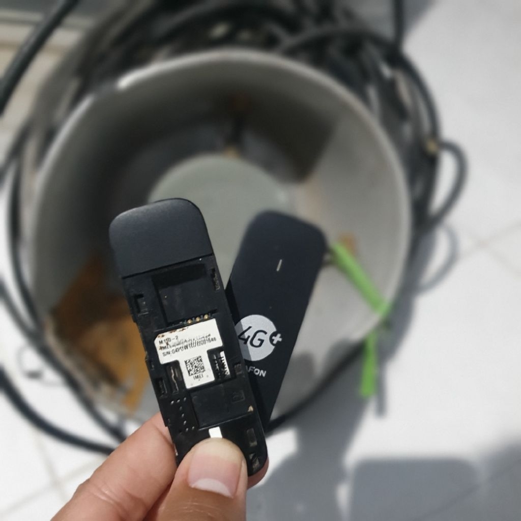 Modem Huawei E3372 megafon mod hilink firmware,antena pigtail ts9 2pcs,antena wajan bolic 2kabel 15m