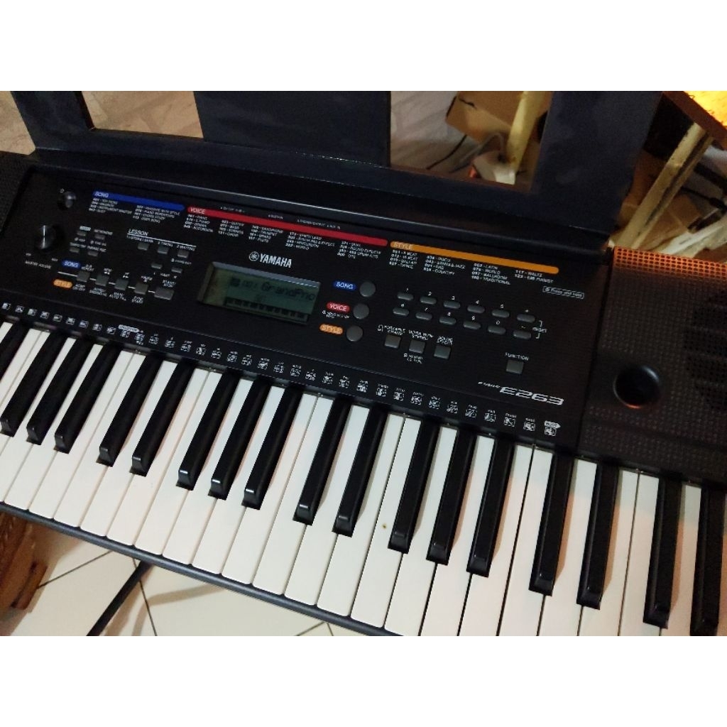 Yamaha PSR E263