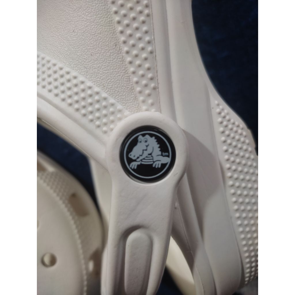 second classic crocs