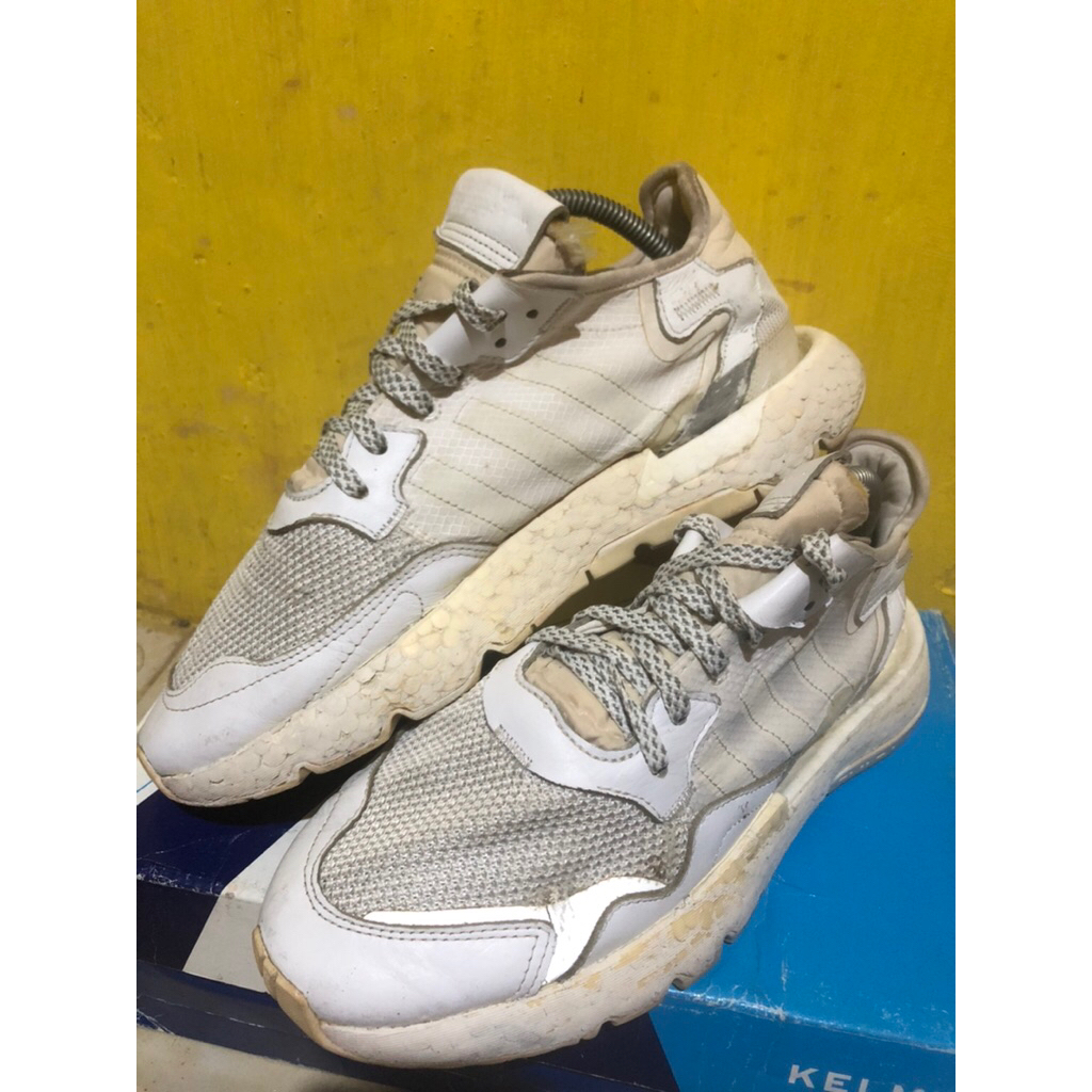 Preloved Sepatu (42)