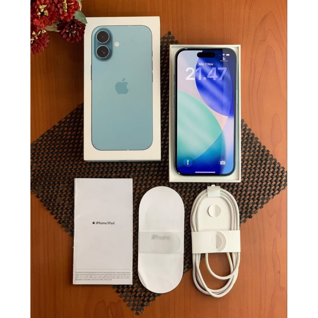 Iphone 16 ex Ibox 128 GB