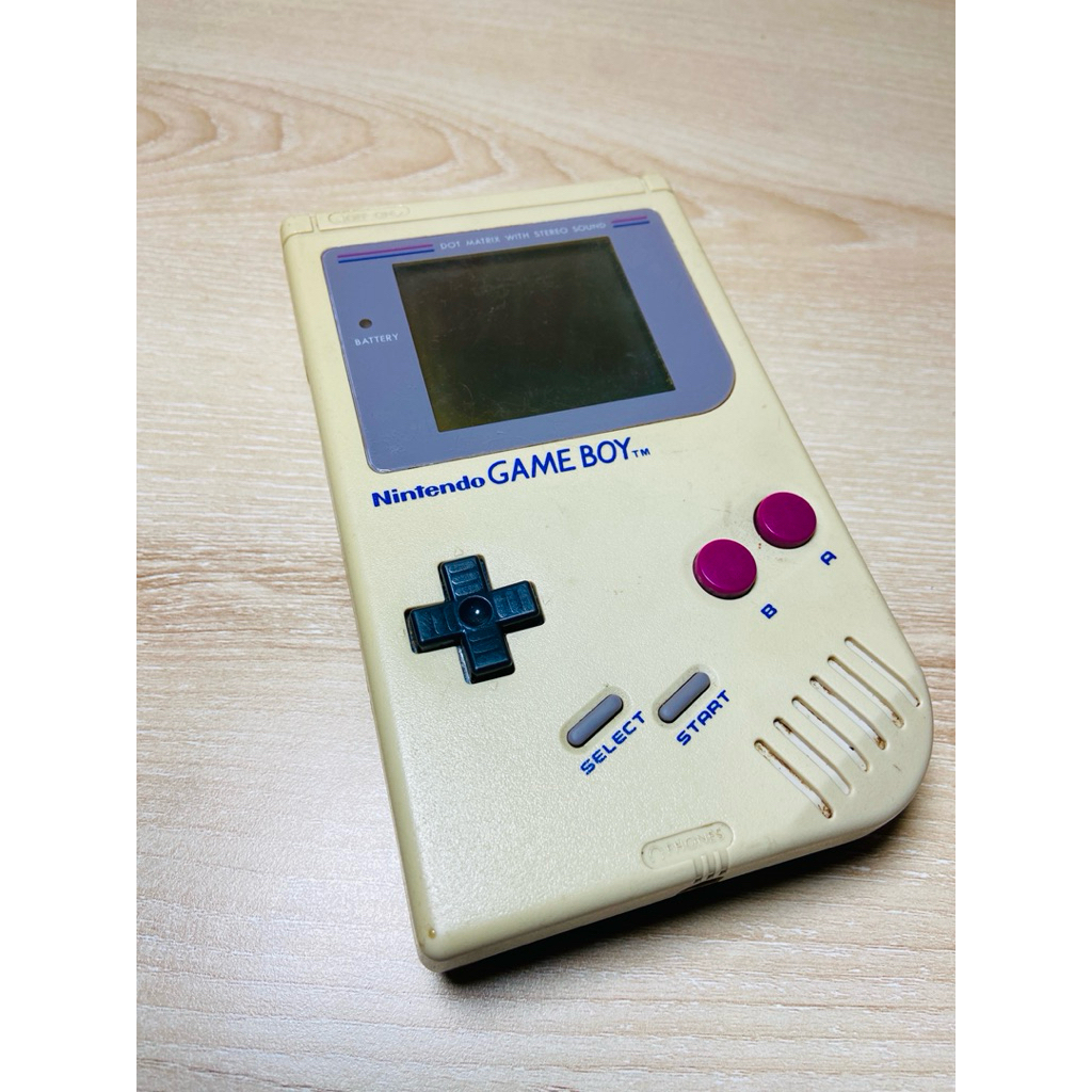 Game boy DMG model 01  second
