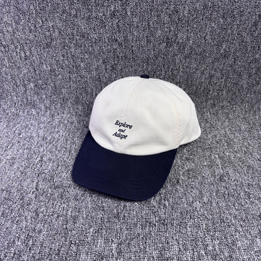 Topi Uniqlo two tone Cap Second Preloved Original 194