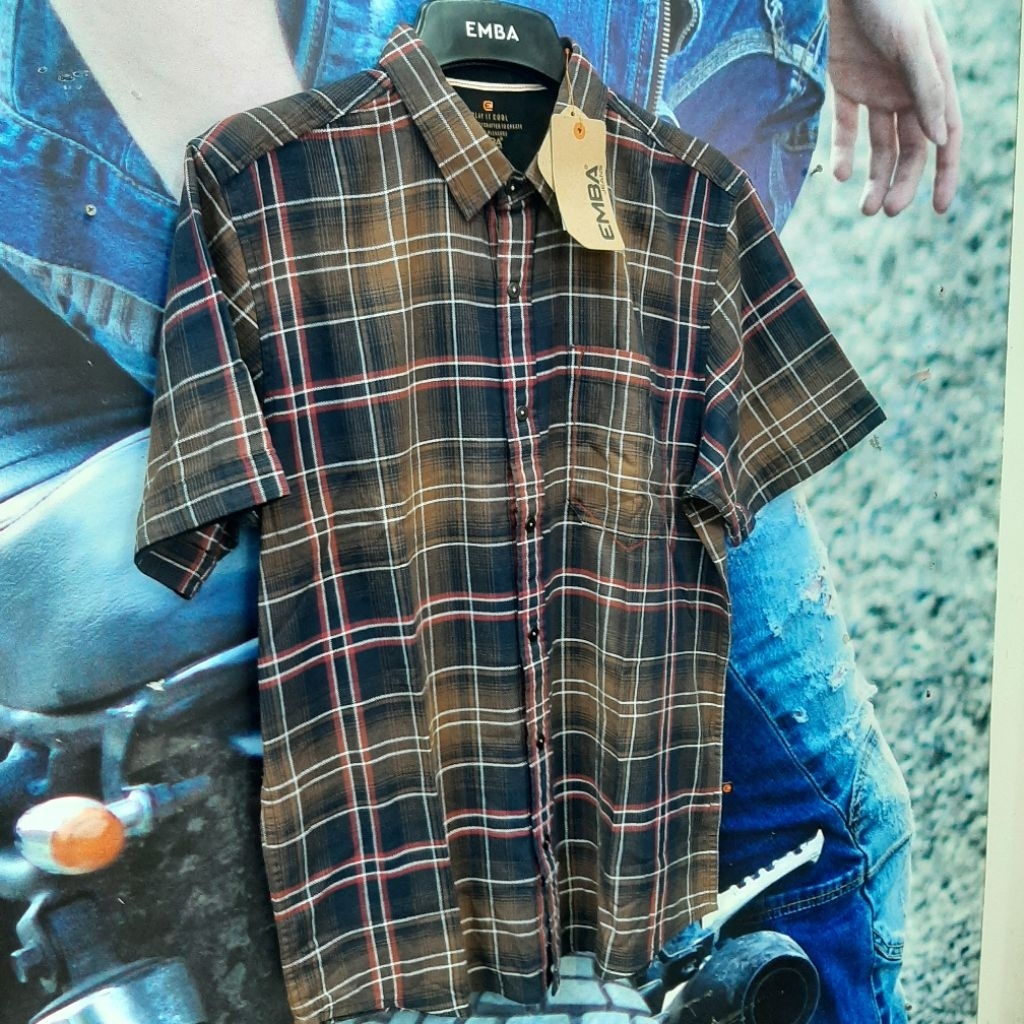 kemeja emba jeans