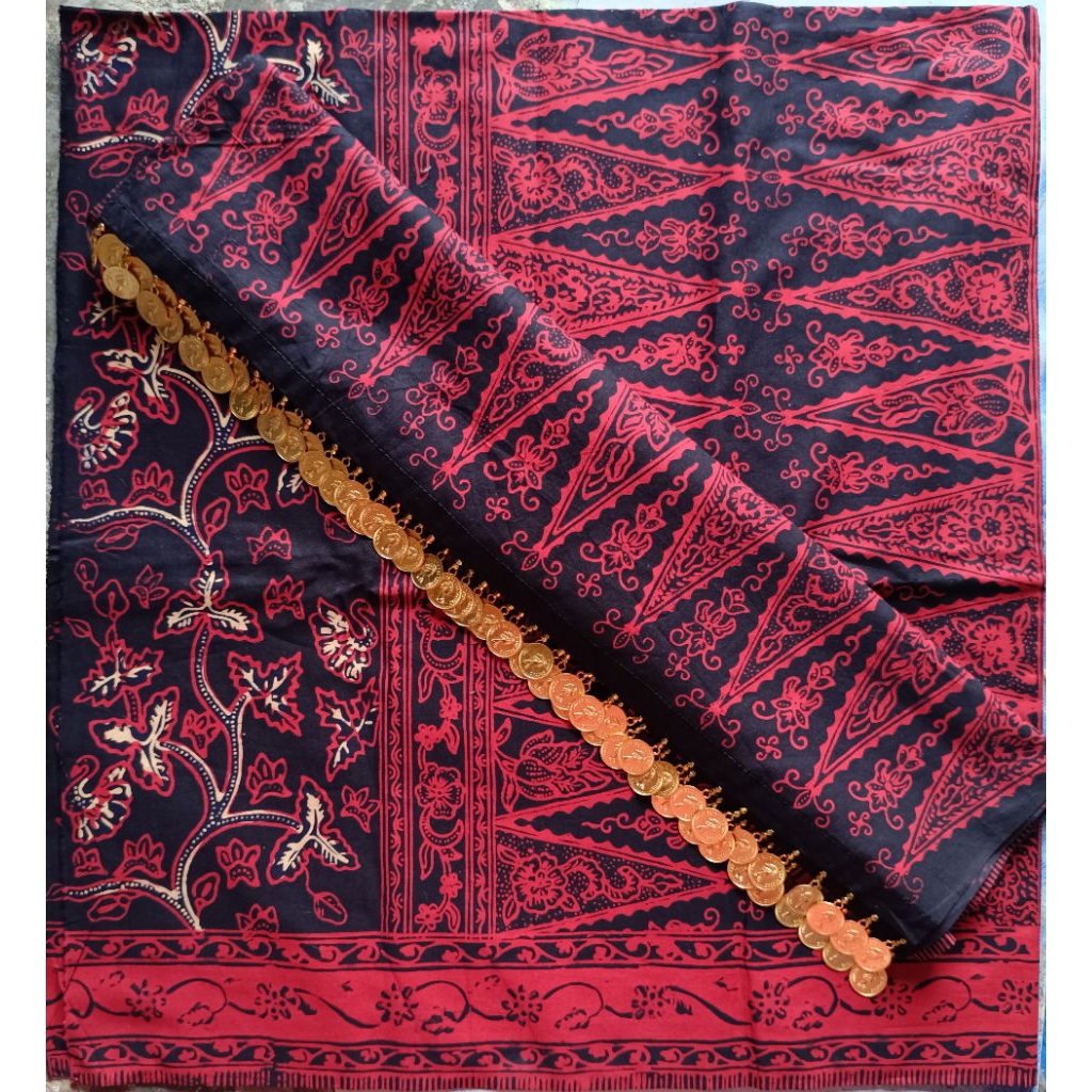 kain batik Jambi + tekuluk ronce koin emas