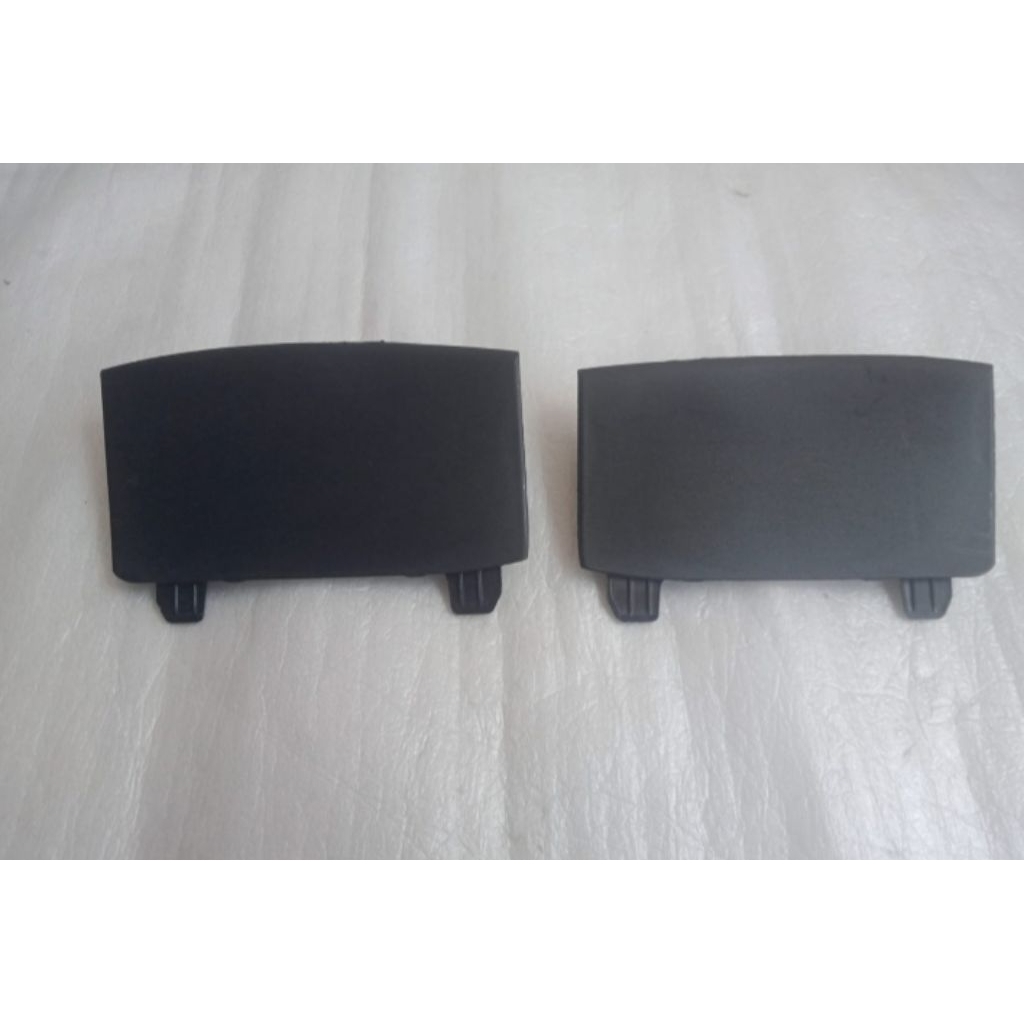 tutup cover arm rest depan Innova ribom original