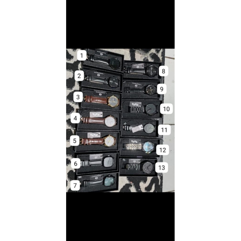 Jam Tangan HANNAH MARTIN