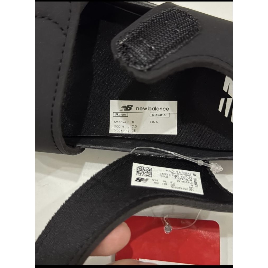 Sepatu Sandal Anak New Balance