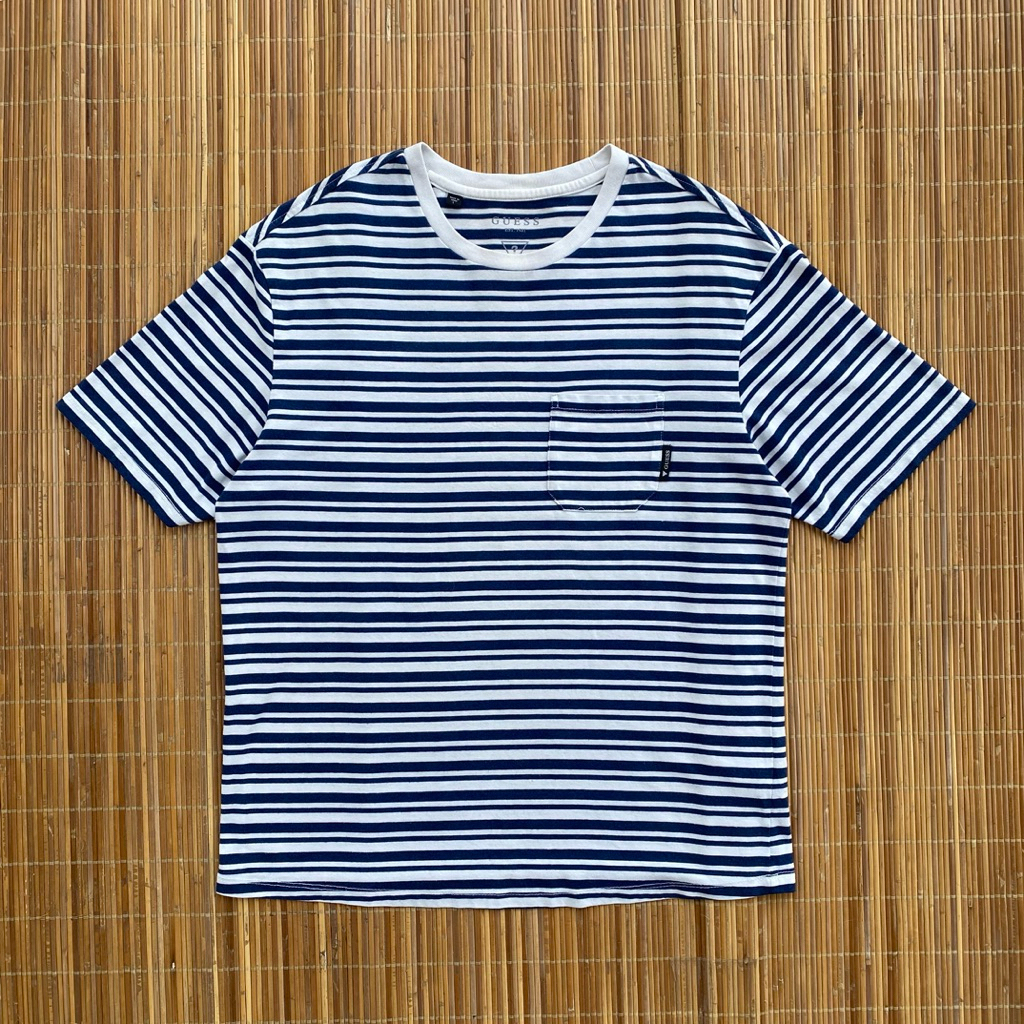 Kaos Guess Pocket Salur