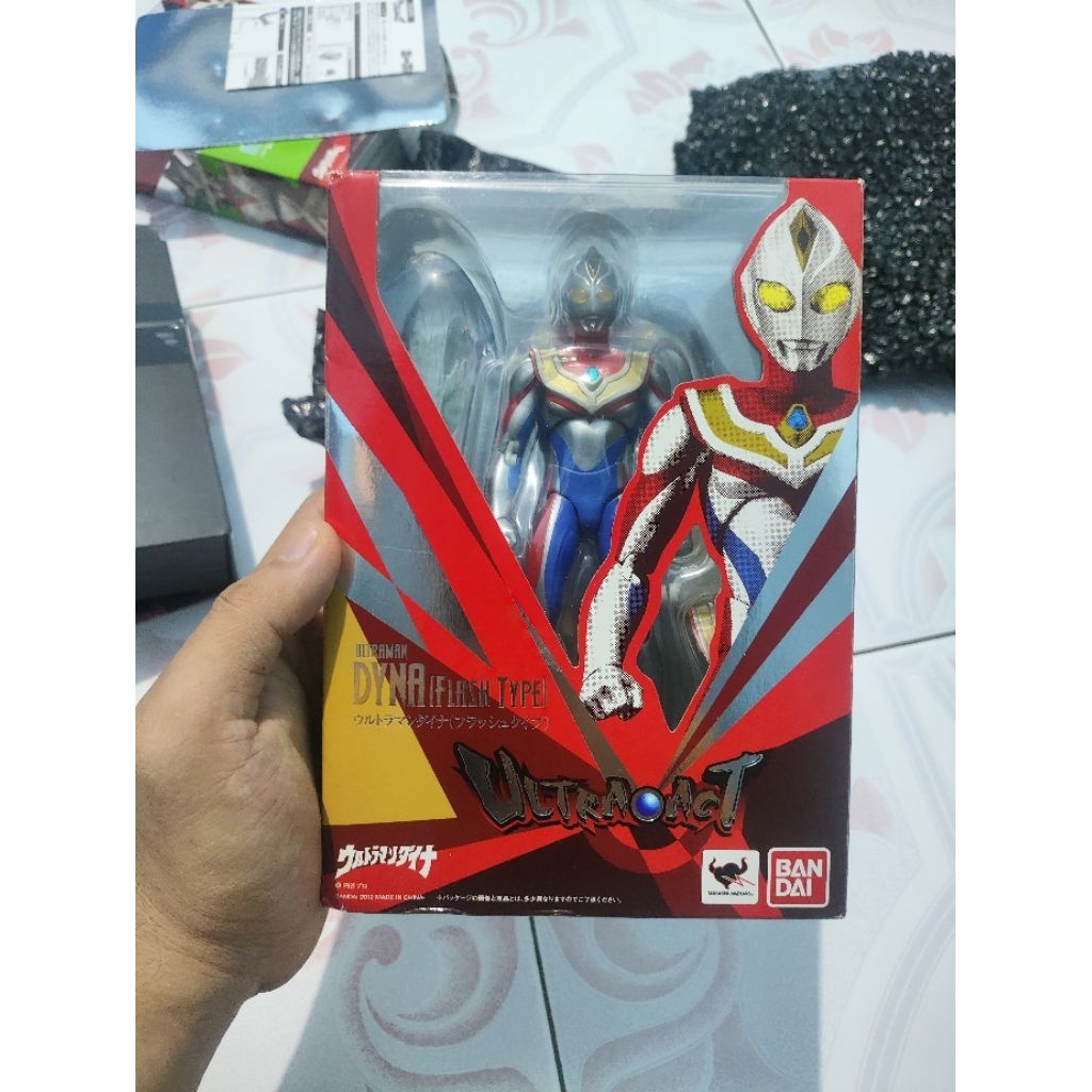 Ultra act ultraman dyna flash type original figure shf