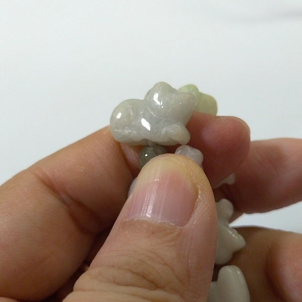 Gelang Tali Merah 3 Giok Jadeite Shio Ori