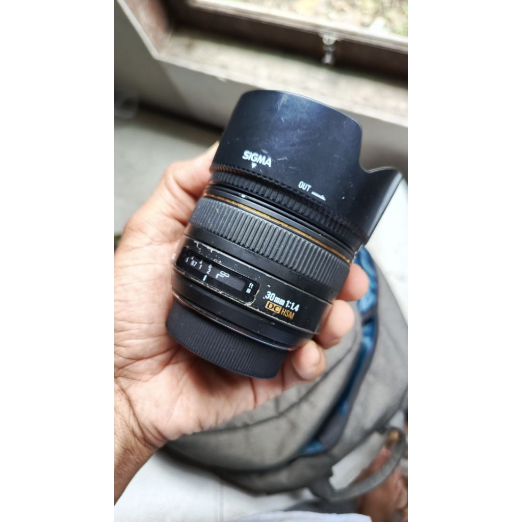 Lensa sigma  30 mm f1.4 DC Hsm for Nikon