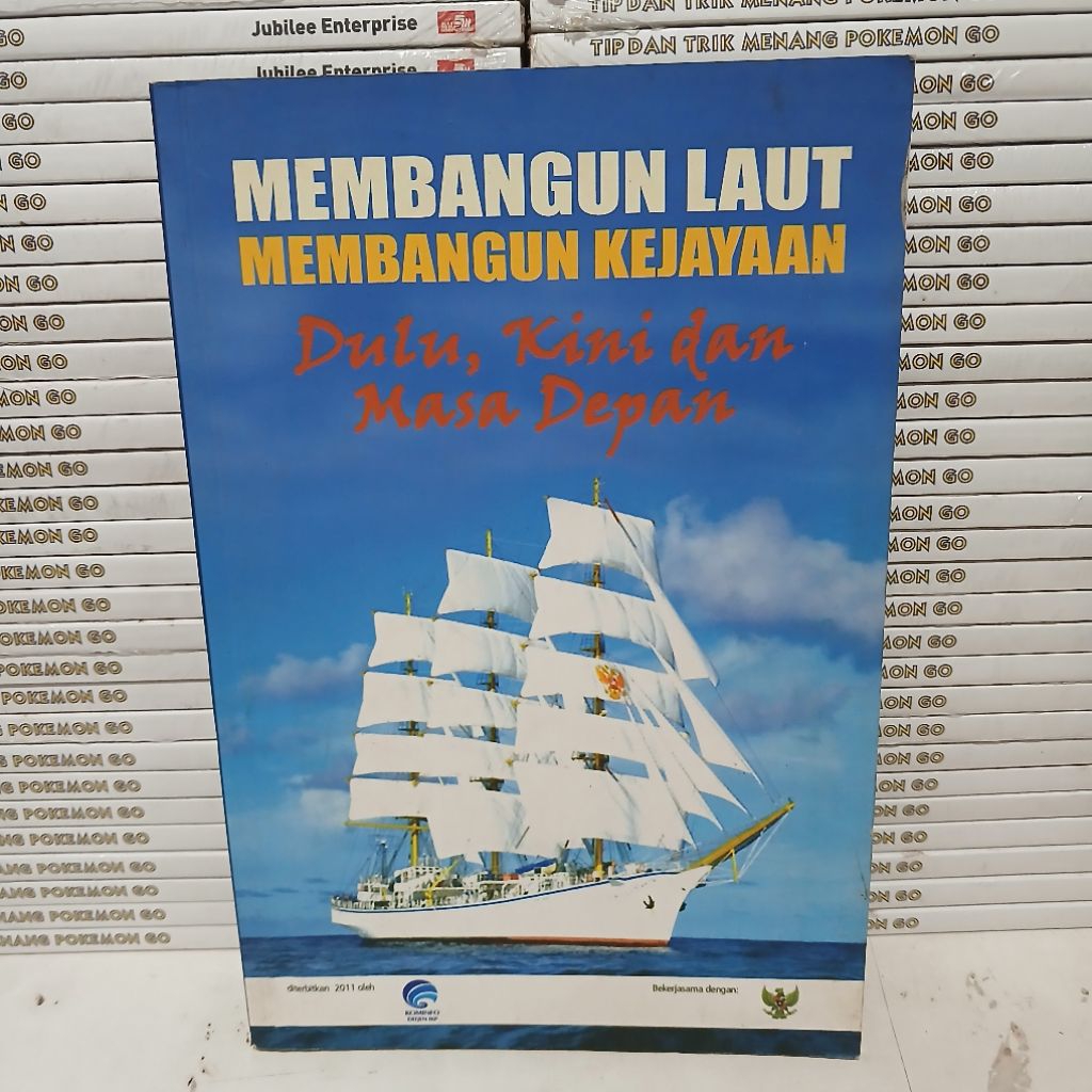 BUKU MEMBANGUN LAUT MEMBANGUN KEJAYAAN