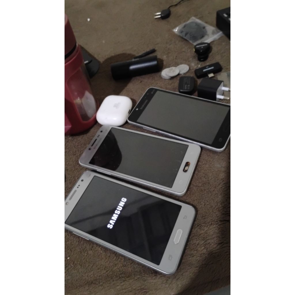 Hp Samsung j2 prime second random