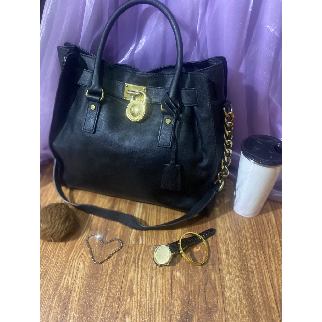 Preloved MK Hamilton