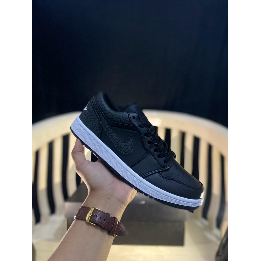 Sepatu senears pria jordan low black camo