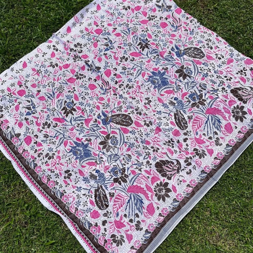 TERLARIS ORIGINAL KAIN BATIK LAWEYAN SOLO TIGA NEGERI PUTIH PINK