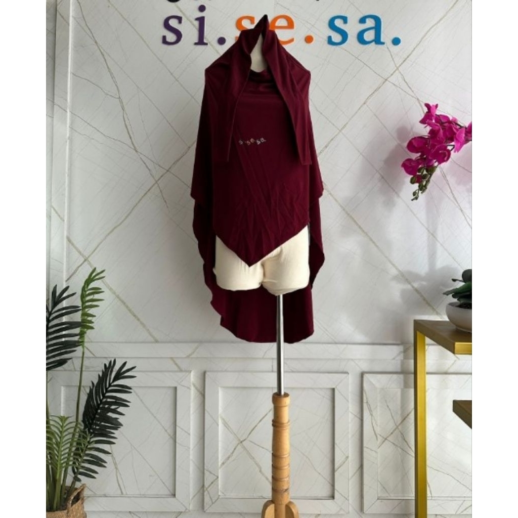 FK Short Ramita Burgundy