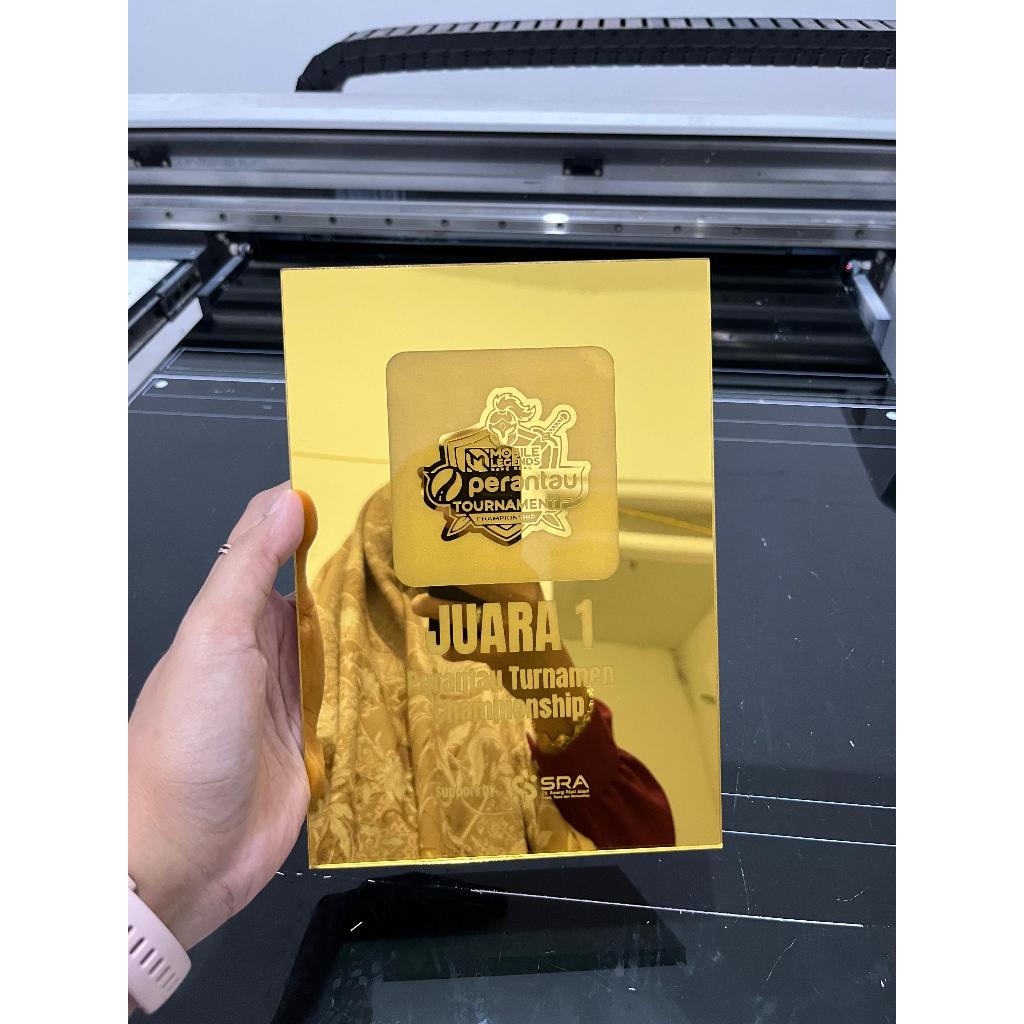Play Button Youtube Bahan Akrilik Silver dan Gold