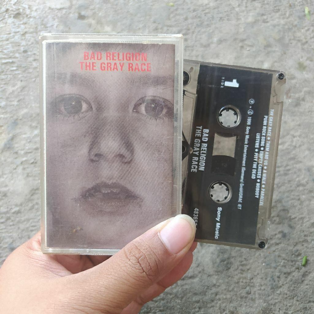 Kaset Pita Bad Religion - The Gray Race