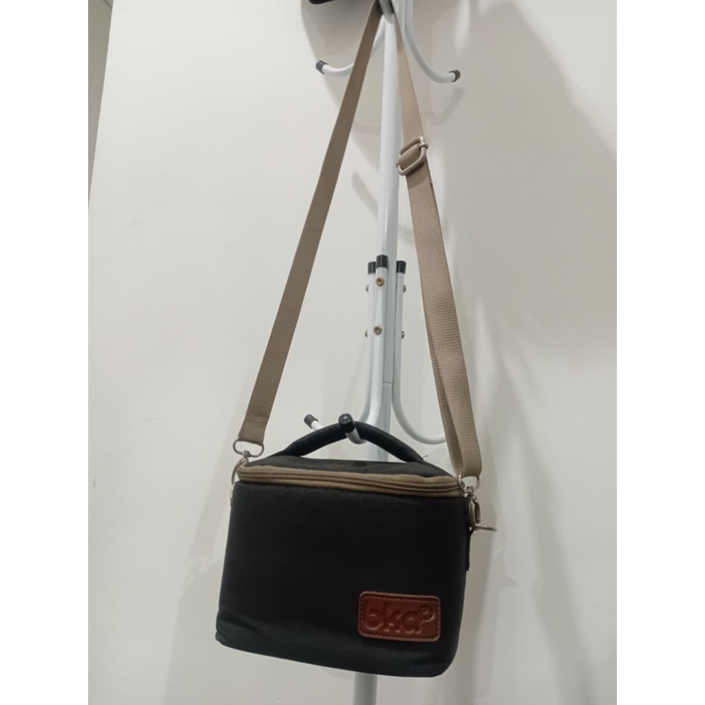 BKA Asi Cooler Bag include 3 pcs botol kaca asi BKA (preloved)