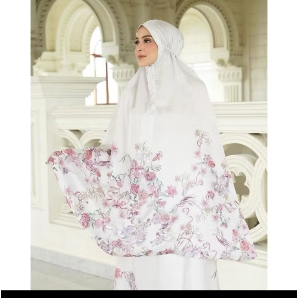 Farra Prayer Robe Buttonscraves