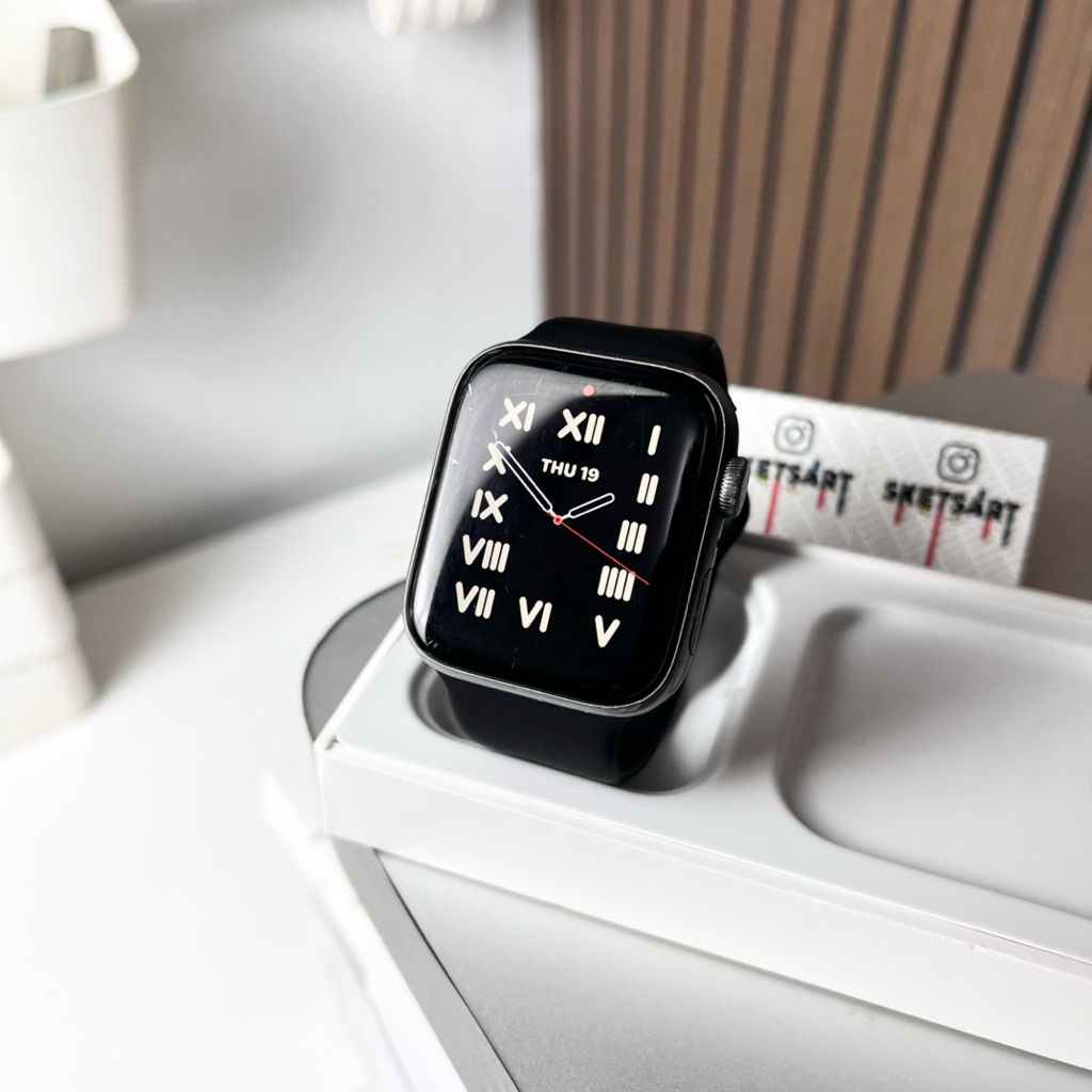 Apple Watch Series 5 44mm Spacegray iwatch