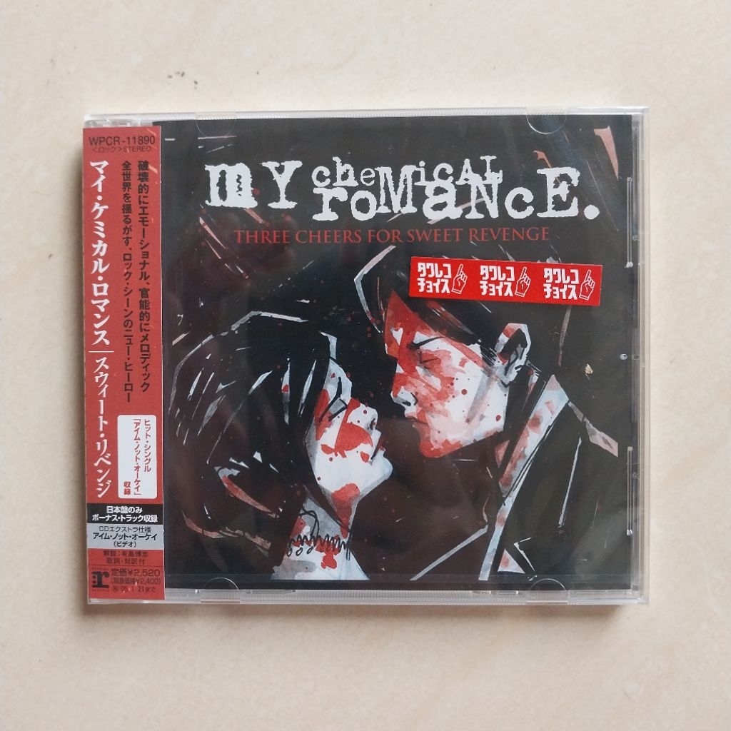 CD DAN KASET MY CHEMICAL ROMANCE ALBUM THREE CHEERS FOR SWEET REVENGE