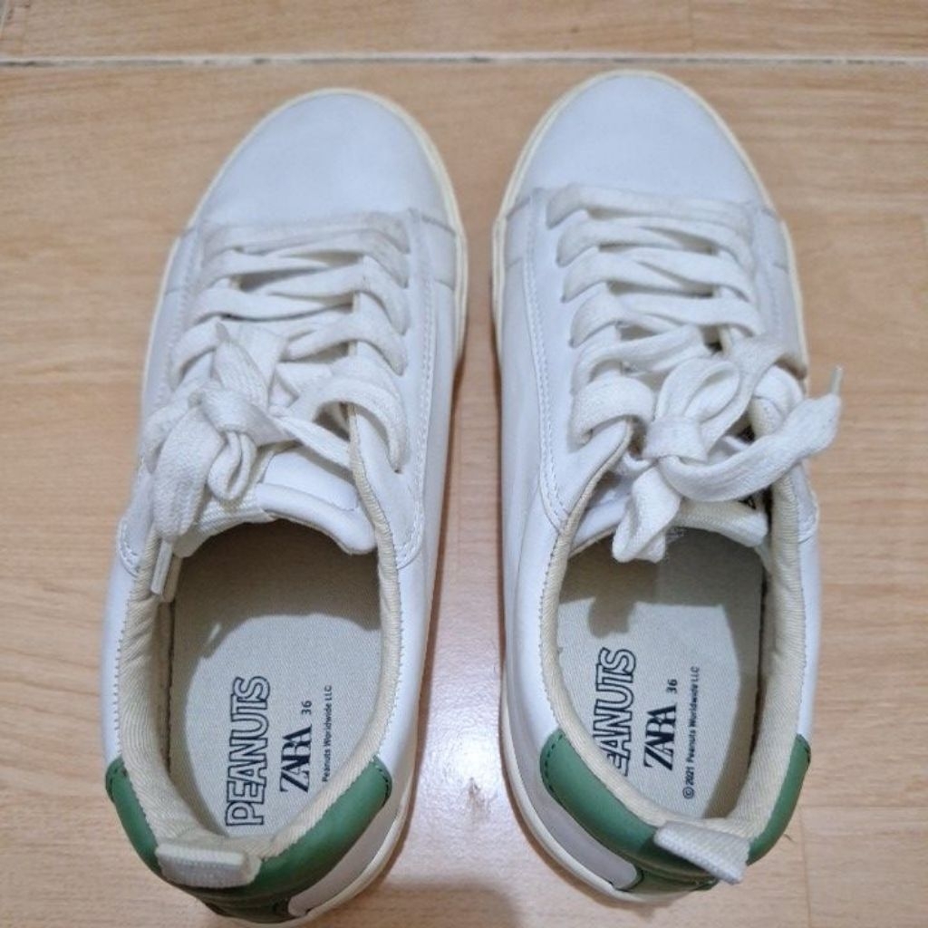 (PRELOVED) SEPATU ANAK ZARA X PEANUTS