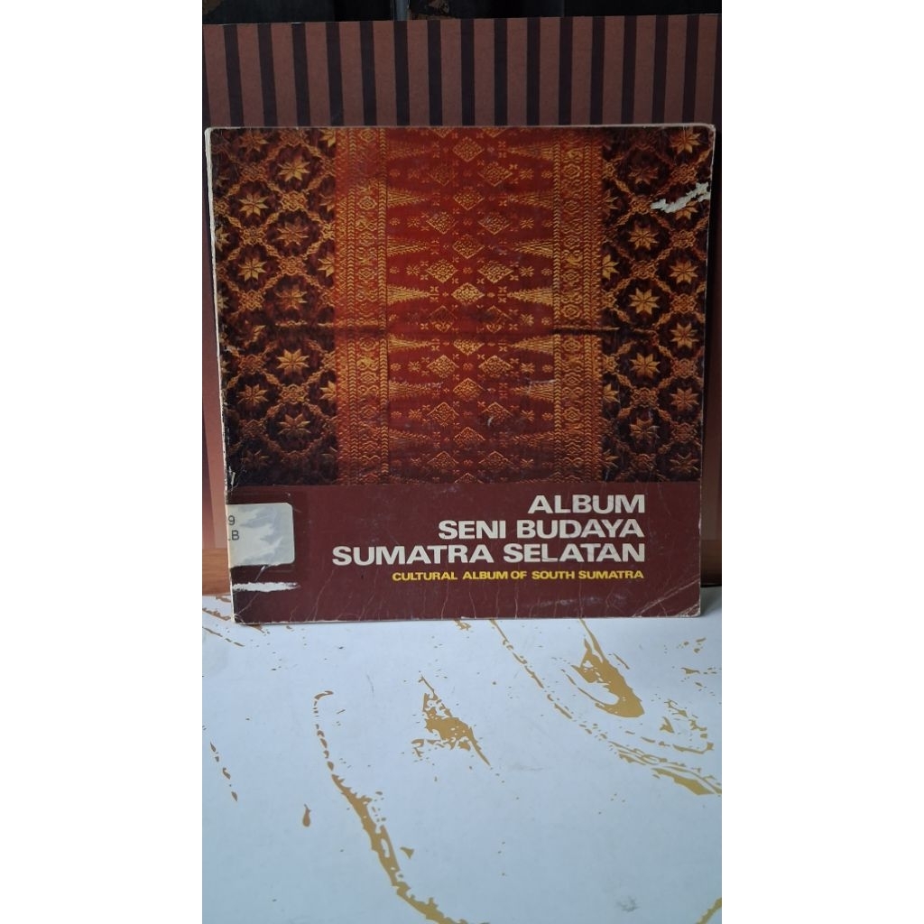 Album Seni Budaya Sumatera Selatan - Departemen Pendidikan dan Kebudayaan