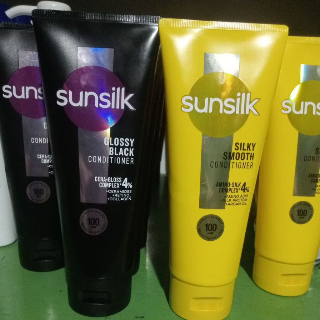 SUNSILK CONDITIONER RAMBUT GLOSSY BLACK // SILKY SMOOTH 160ML
