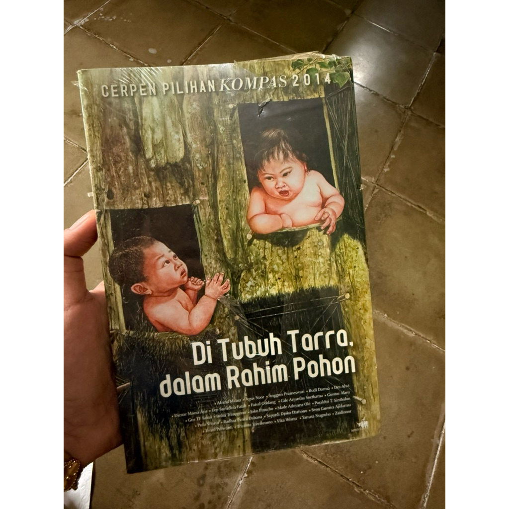 Di tubuh tarra dalam rahim pohon