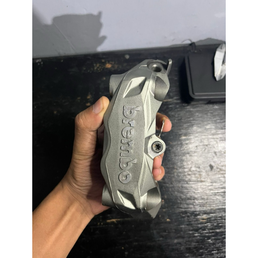 BREMBO M432 original kiri pict100