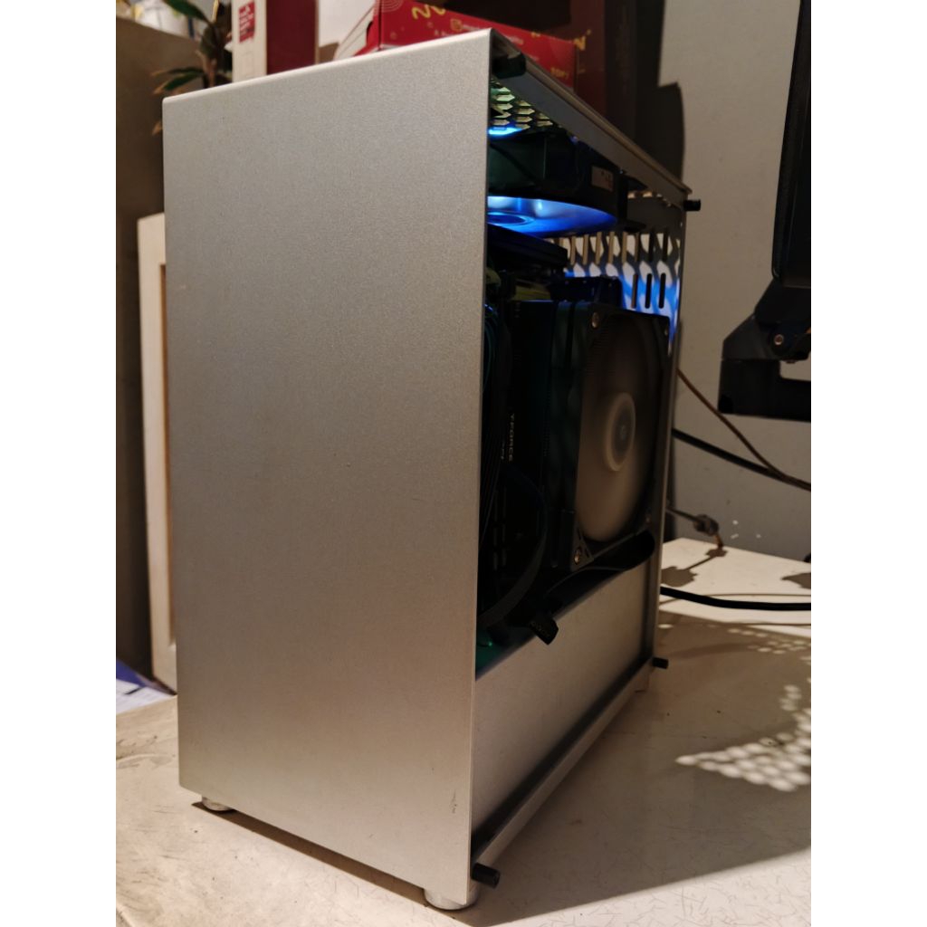 PC Rakitan Gaming Mini ITX Amd Ryzen DesignEditing Video