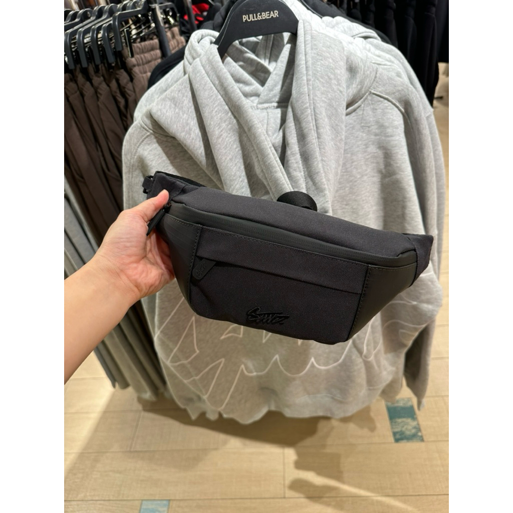 Tas Selempang Cowok Pull and Bear