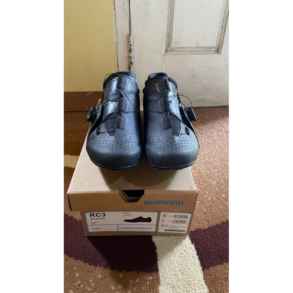 sepatu cleat roadbike shimano RC 3 size 43e second