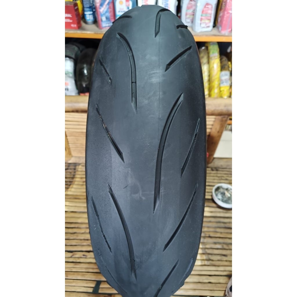 battlax hypersport s21. 150/60-17