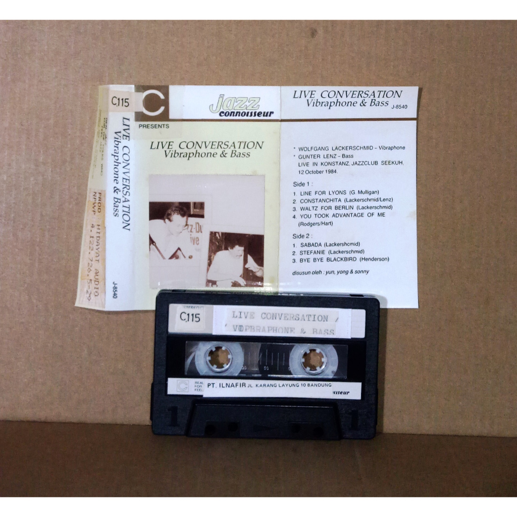 LIVE CONVERSATION - VIBRAPHONE & BASS - Kaset