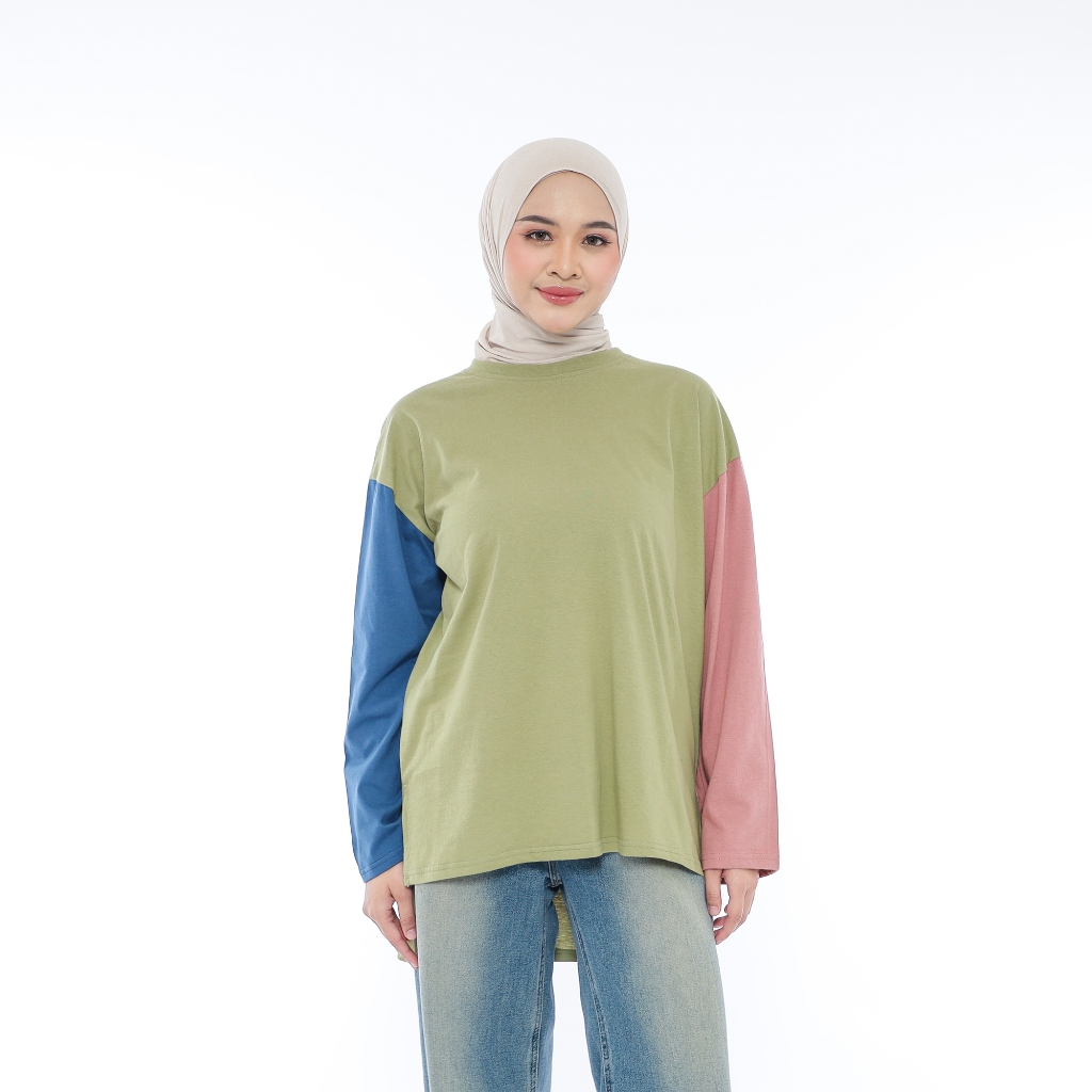 Kaos Polos Wanita Slit Samping Lengan Panjang Three Tone 3 Warna