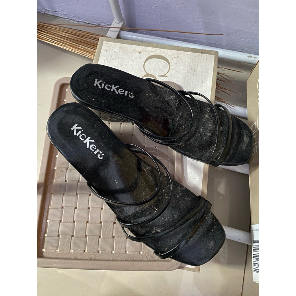 preloved heels kickers