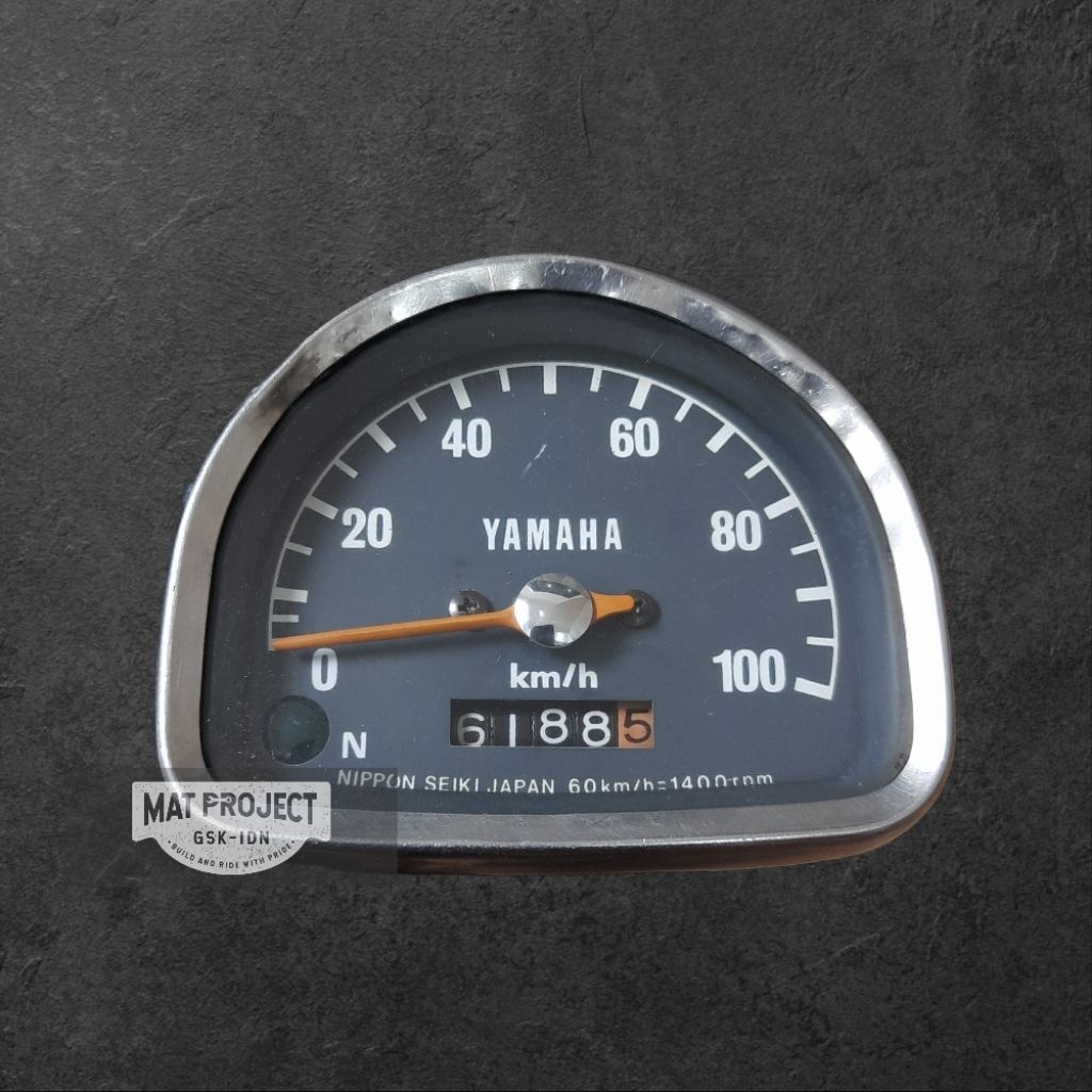 speedometer yamaha v75