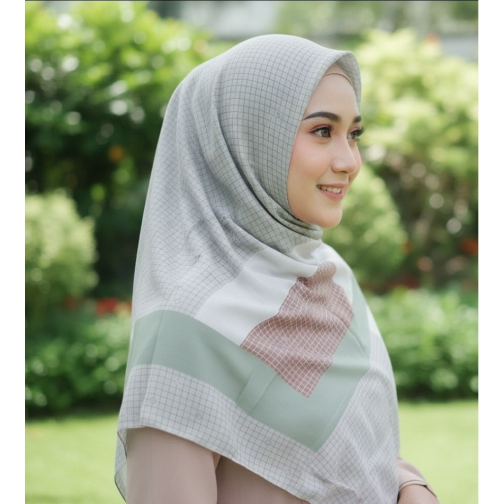 Dauky Hijab Segi Empat, bahan Voal, Nyaman dan Adem