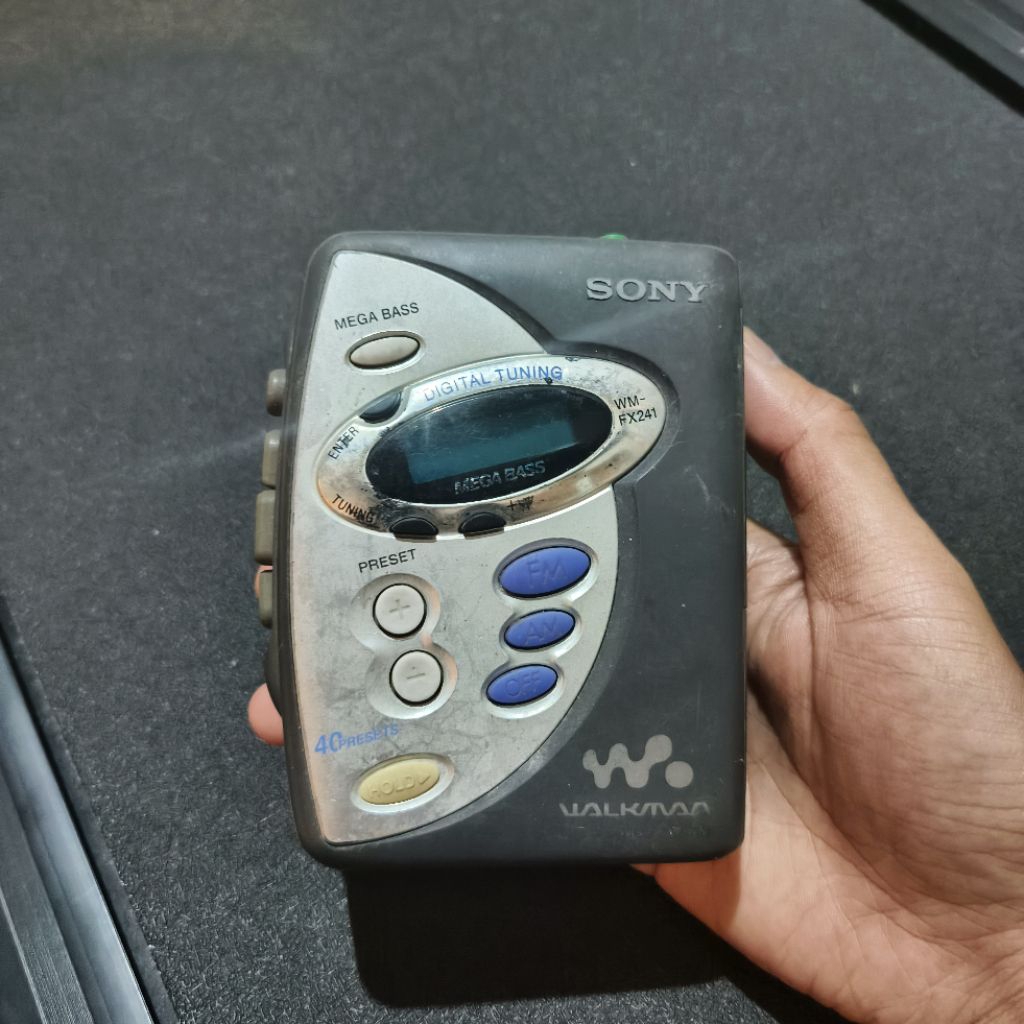 Walkman Sony - Pemutar kaset pita