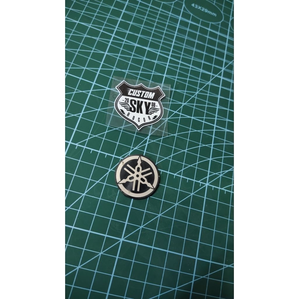 emblem stainless mio sporty dan mio smile