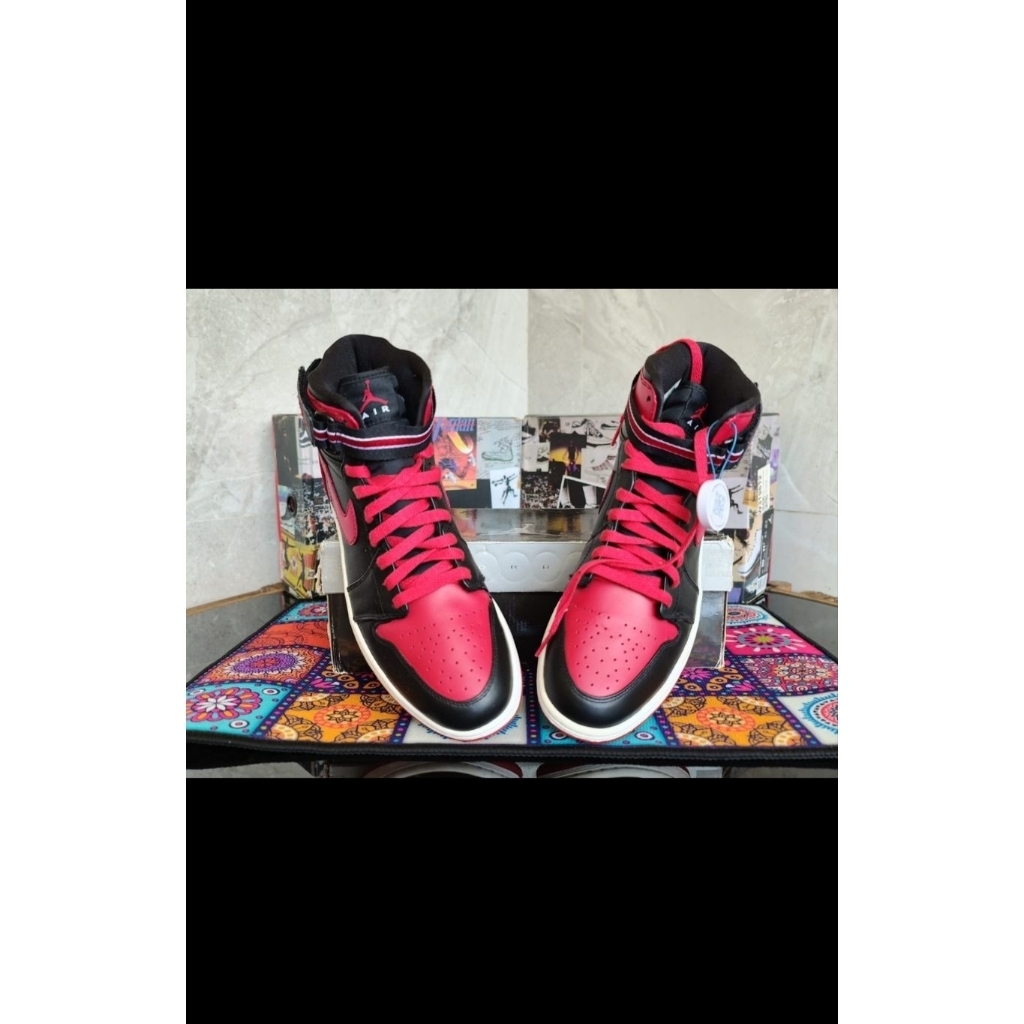 Jordan 1 High Strap