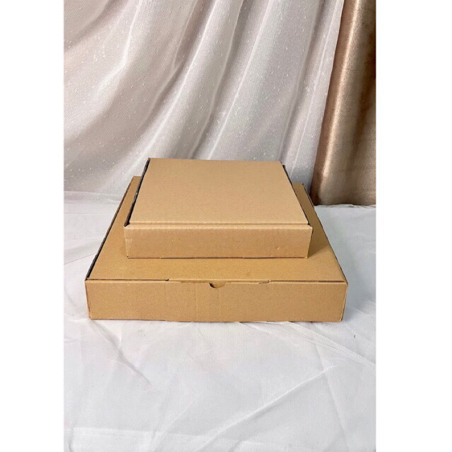 Kardus Box/Dus Kue Coklat/Dus Die Cut/Box Hampers Lebaran