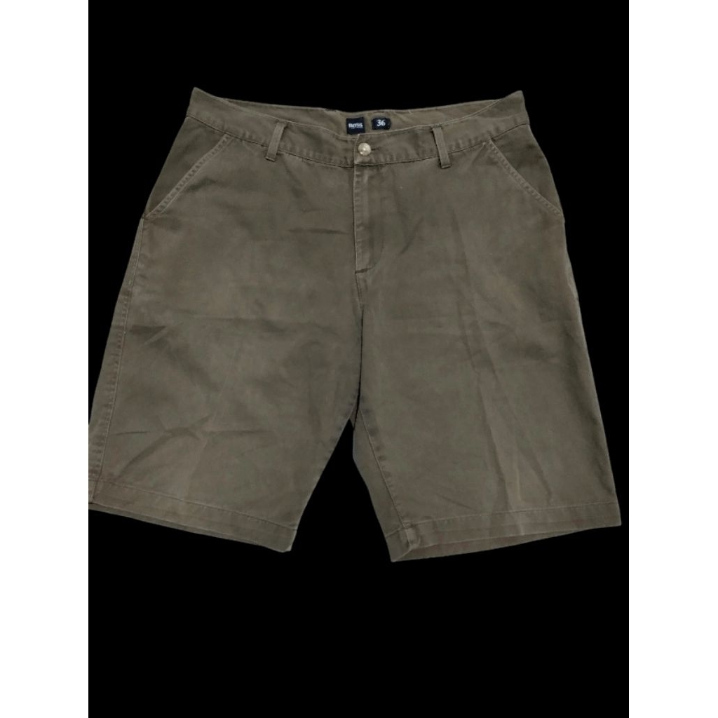 Celana Pendek Hugo Boss Ori Seperti Baru