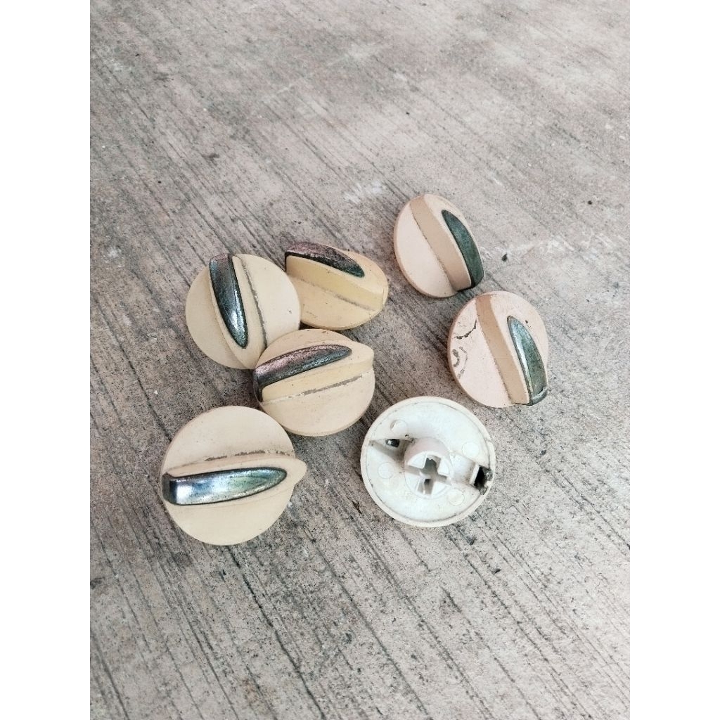 Knop Timer Mesin Cuci LG Original, kondisi bekas copotan mesin cuci lg - Plastik Kuat, Diameter 4.9c