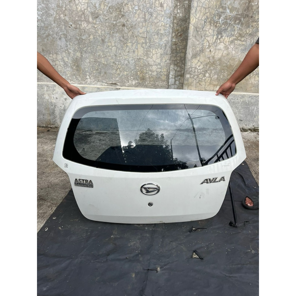 Pintu Bagasi Ayla/Agya Belakang