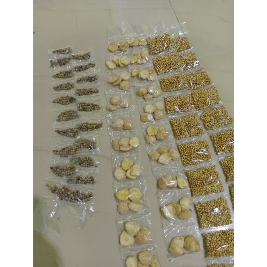 Bumbu Dapur Rencengan 1 Renceng Isi 10 Saset Harga Terjangkau Merica, Ketumbar, Kemiri Renceng
